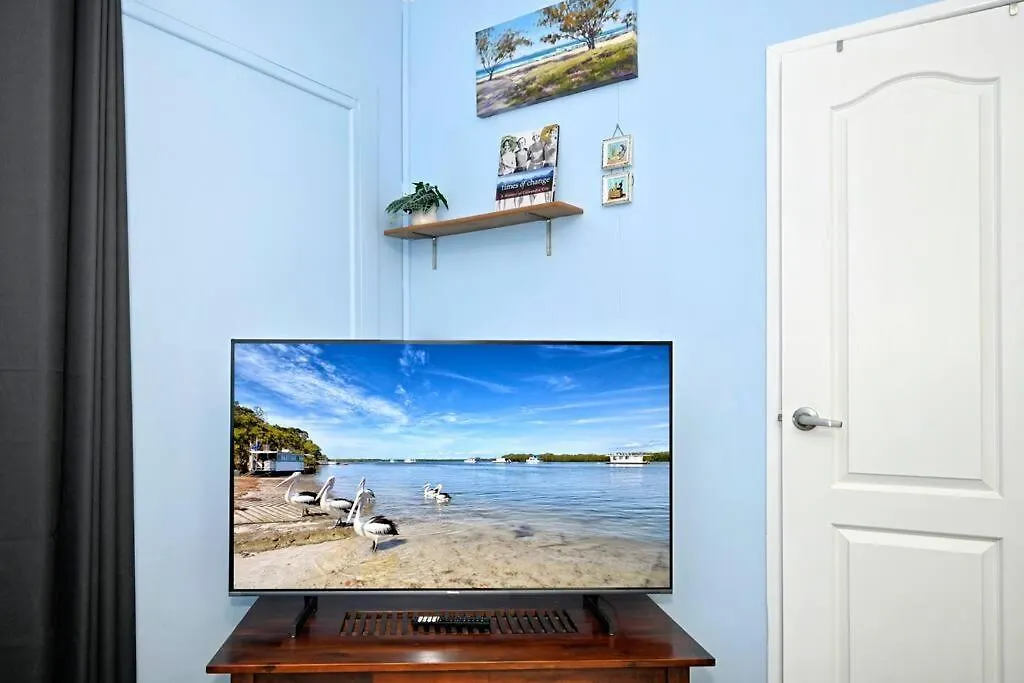 Golden Beach 1 Bedroom Hideaway Apartment Golden Beach