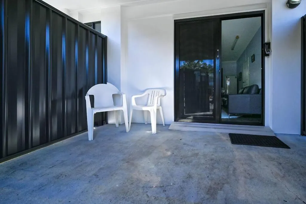 Apartment Golden Beach 1 Bedroom Hideaway